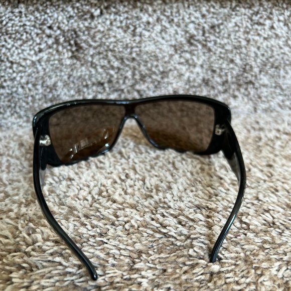 Valentino 5447/S Women\'s Grey Pearl/Taupe Shield Sunglasses. main image 2
